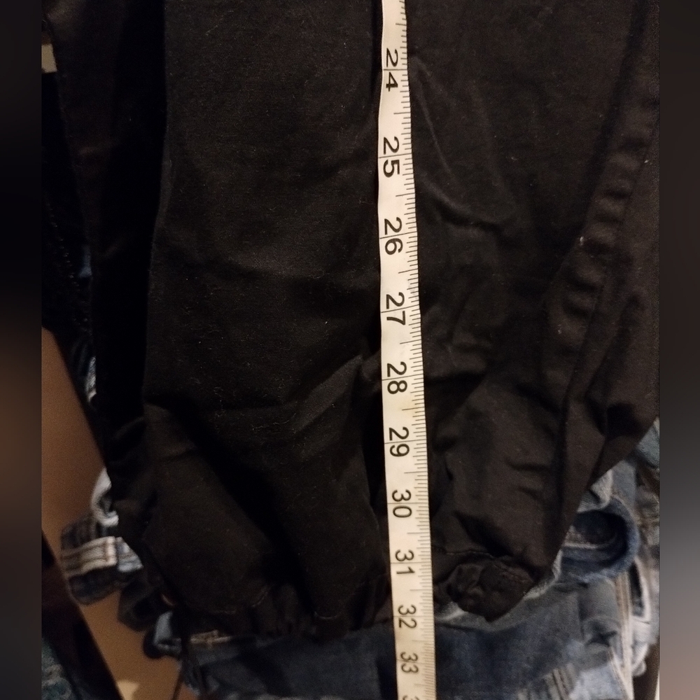 Black Women's Casual Capris,  Cargo Pants 4x ( 28w-30w) - Picture 16 of 16